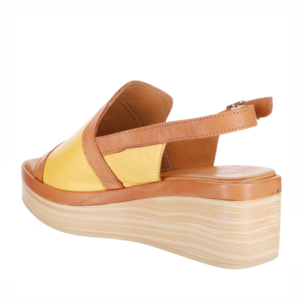 Le Sansa Lesansa Trozan yellow tan sandals with open toes and ankle straps, stylish footwear for casual summer wear.