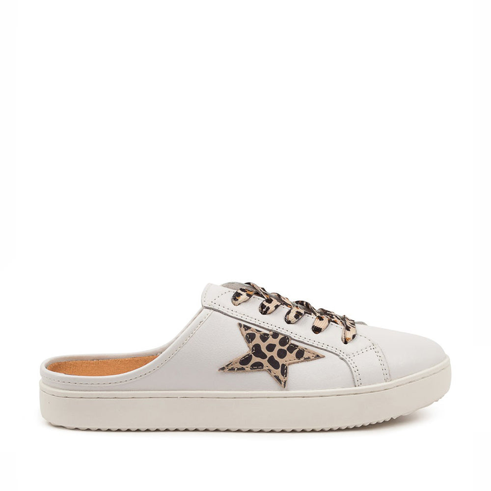 ALFIE &amp; EVIE VANGO WHITE BROWN Women Flats - Zeke Collection NZ