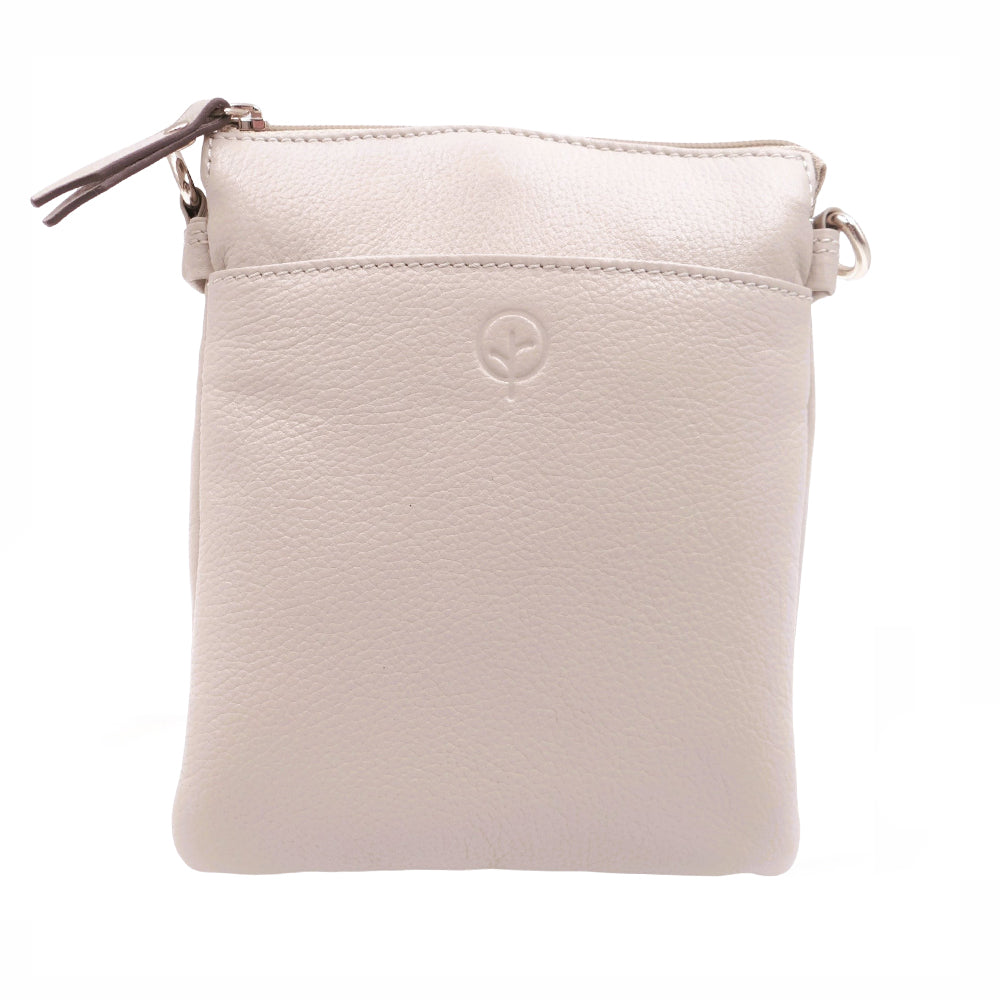 Second Nature Second Nature ST64 Wild Oat handbag with textured leather and gold-tone hardware, showcasing stylish craftsmanship.