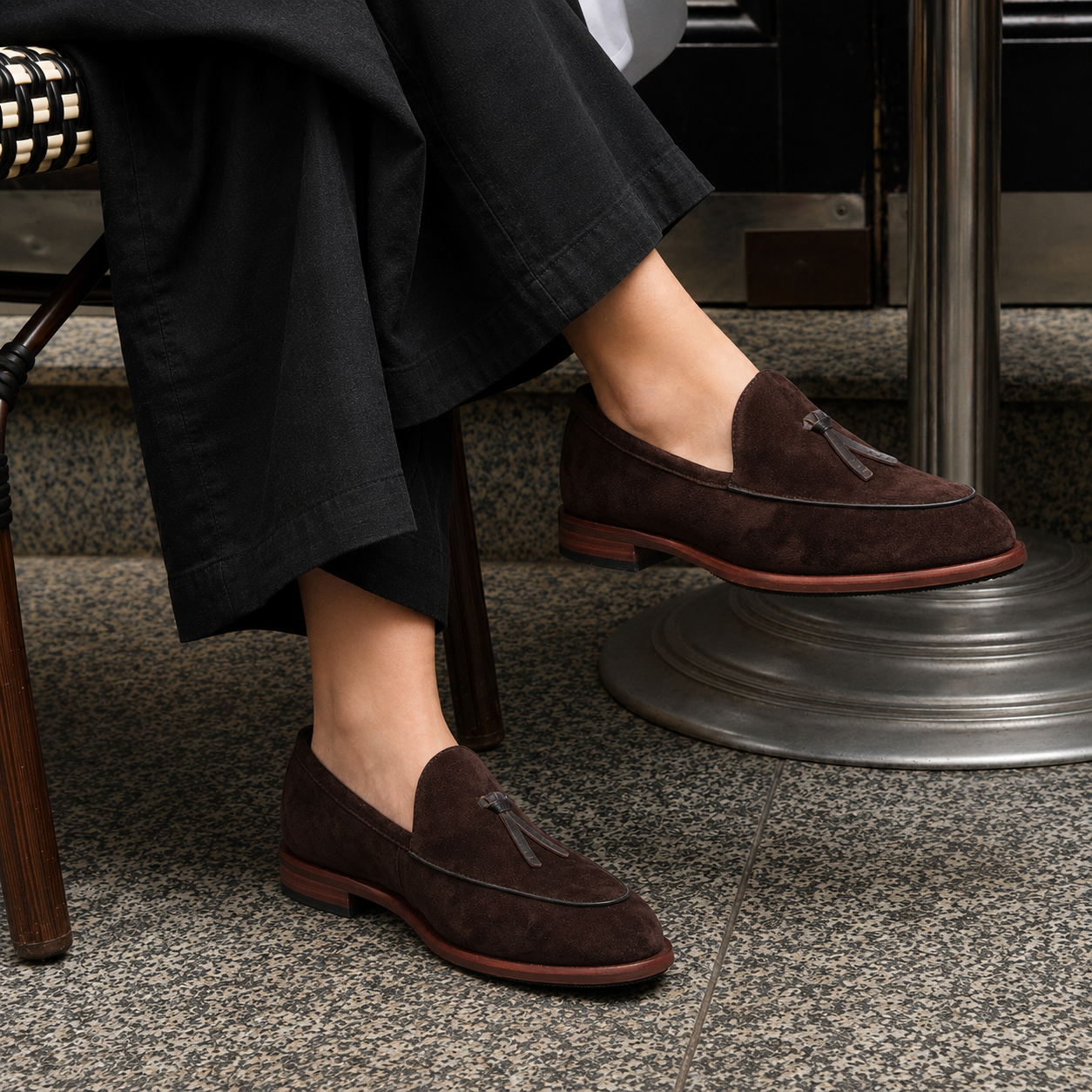 EOS Phea Cocoa loafers featuring a sleek leather design and classic slip-on style, perfect for casual or formal wear.