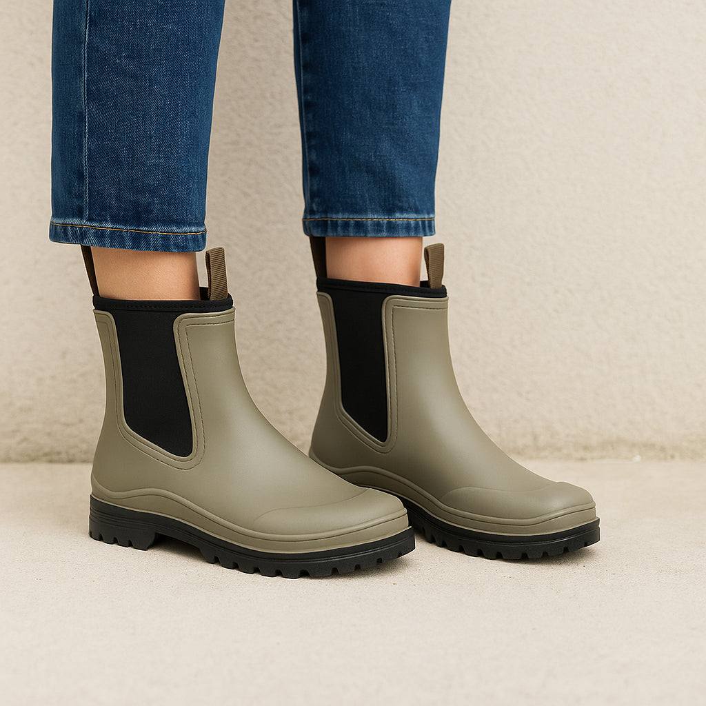 LOS CABOS Amelia khaki boots with ankle-high design, lace-up front, and rugged sole, perfect for casual outdoor style.