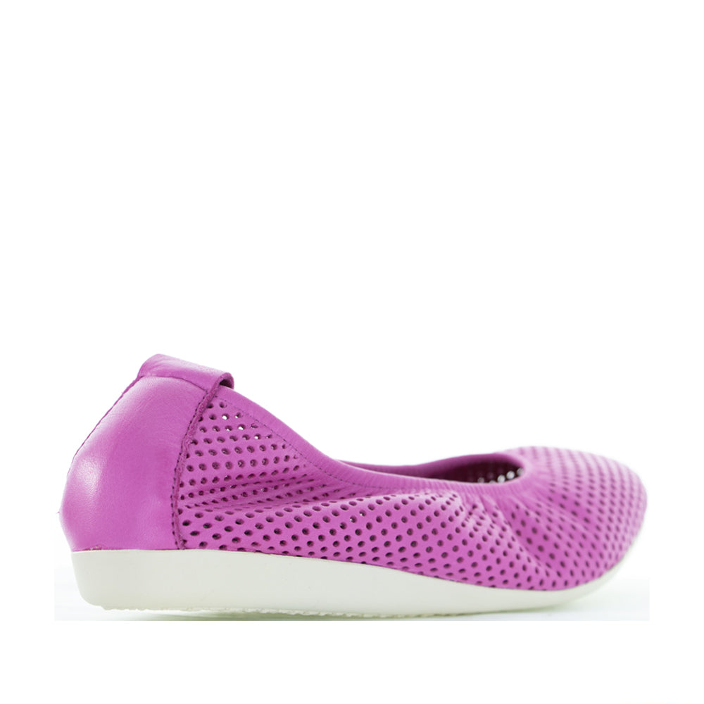 LE SANSA BENZI HOTPINK - Zeke Collection