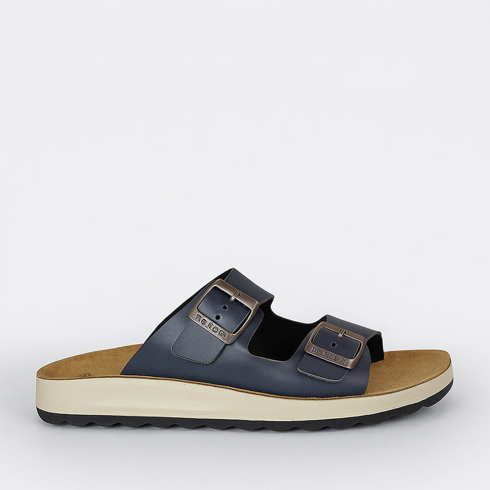 Blue Fly Flot flats in size 77G64 2C, featuring a comfortable slip-on design and stylish appearance.