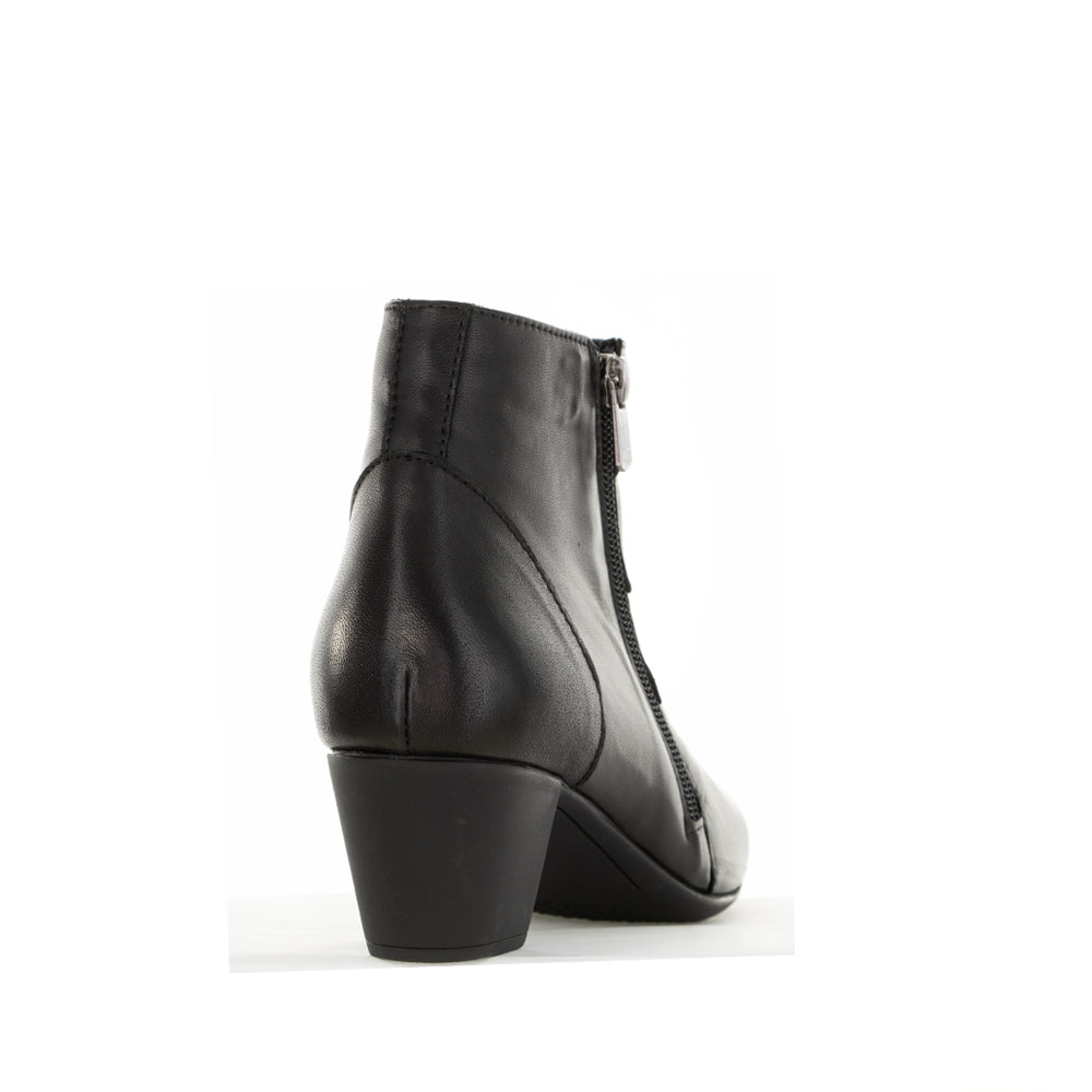 CABELLO ELVA BLACK Women Boots - Zeke Collection NZ