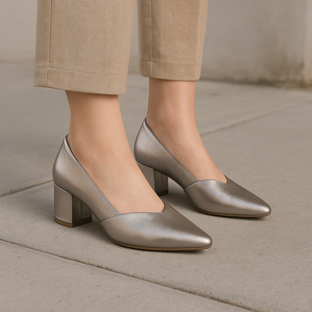 LE SANSA CARLY CHAMPAGNE Women Heels - Zeke Collection NZ