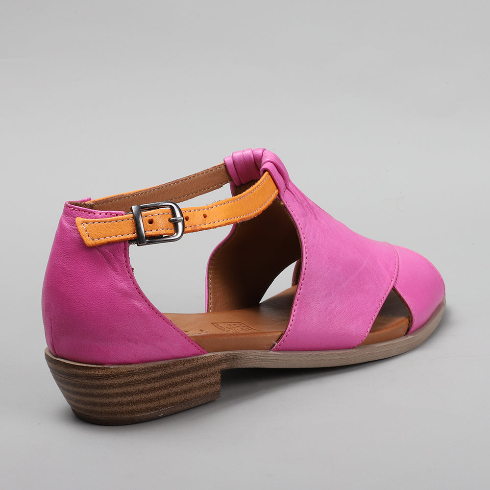 Le Sansa Lesansa Digby Bead Orange sandals with beaded straps and open toe design on a neutral background