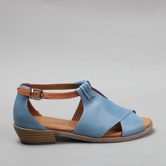 Le Sansa Digby Denim Tan sandals featuring denim straps and a tan sole, perfect for casual summer wear.