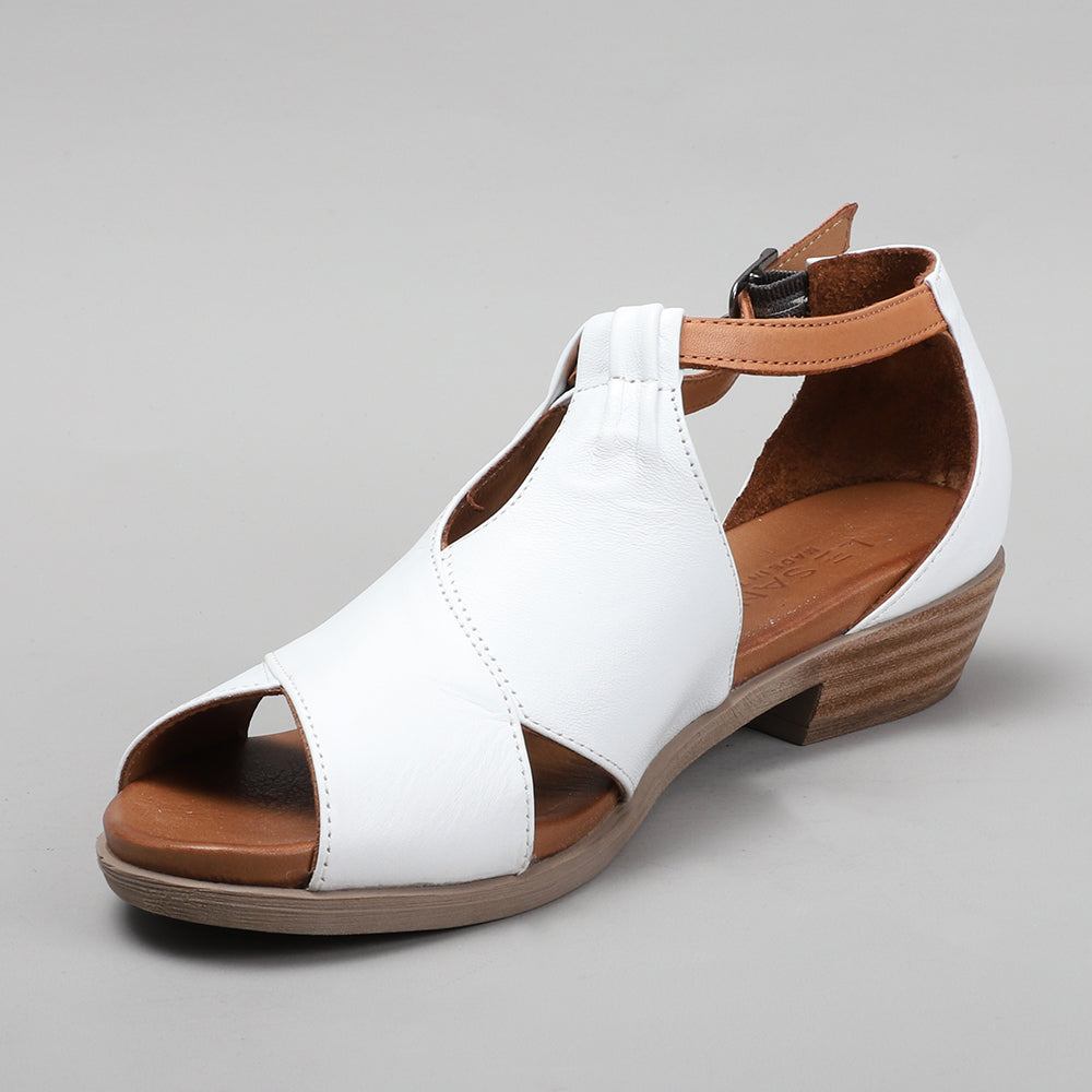 Le Sansa Digby white tan sandals with ankle straps and open-toe design, featuring a stylish and comfortable fit.