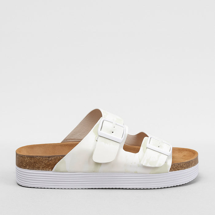 Le Sansa LESANSA Duke Mint Print flats with mint green and white pattern, featuring a classic slip-on style and comfortable design.