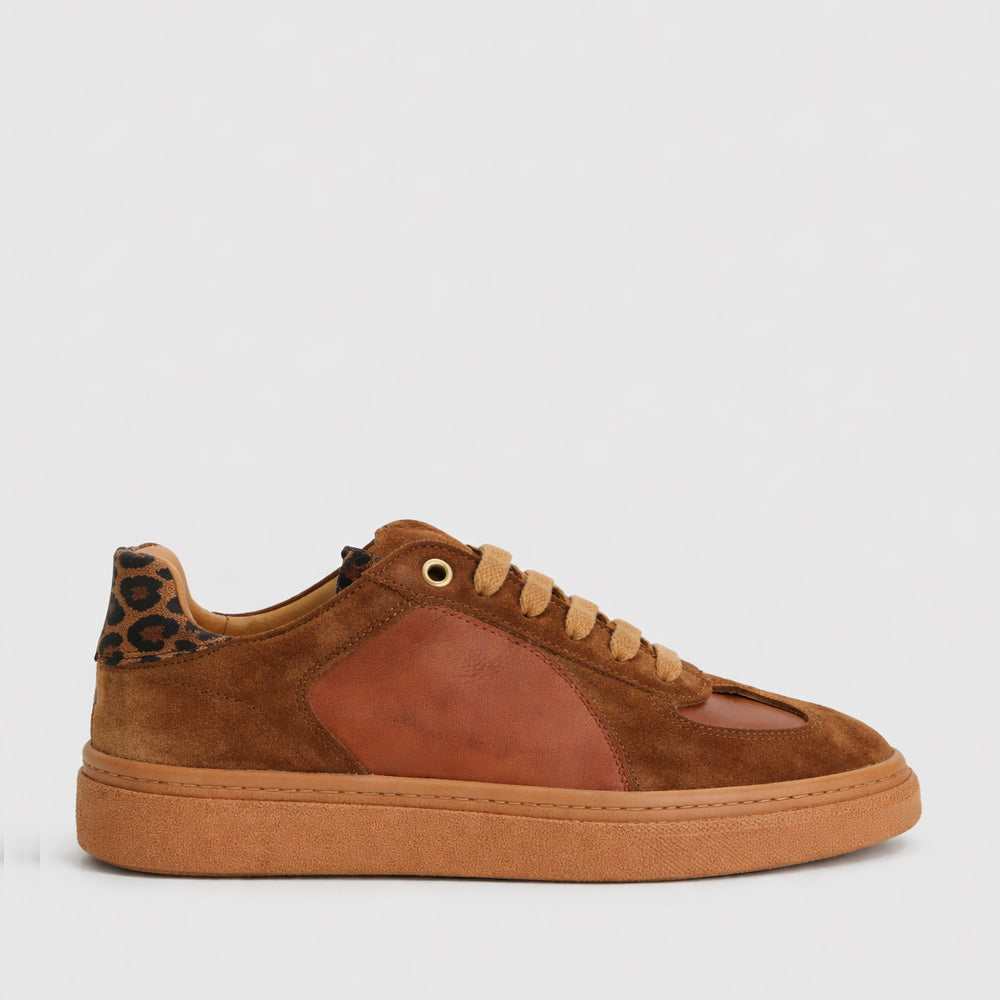 CABELLO ESLYN TAN sneakers with beige and tan tones, featuring stylish design and comfortable fit, displayed on a plain background.
