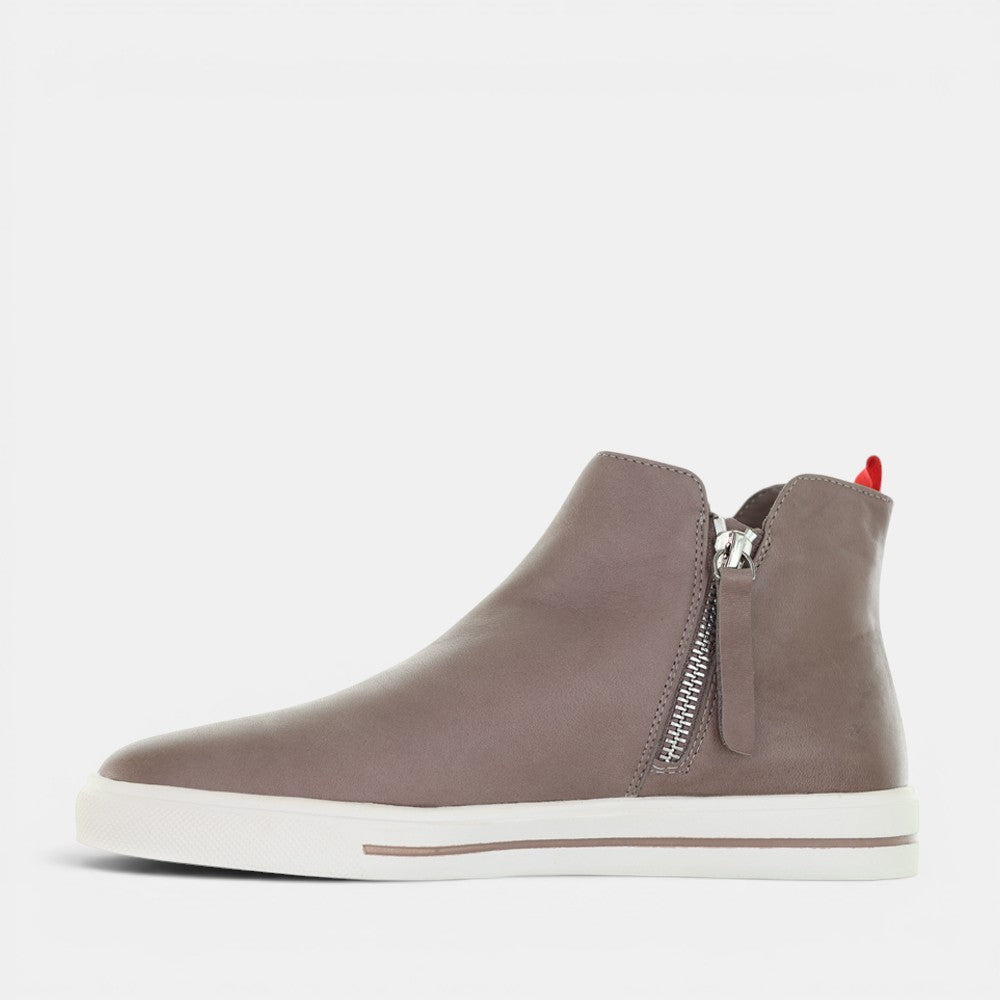 LE SANSA Introduced taupe boots with sleek leather design, featuring a rounded toe and ankle-high style.
