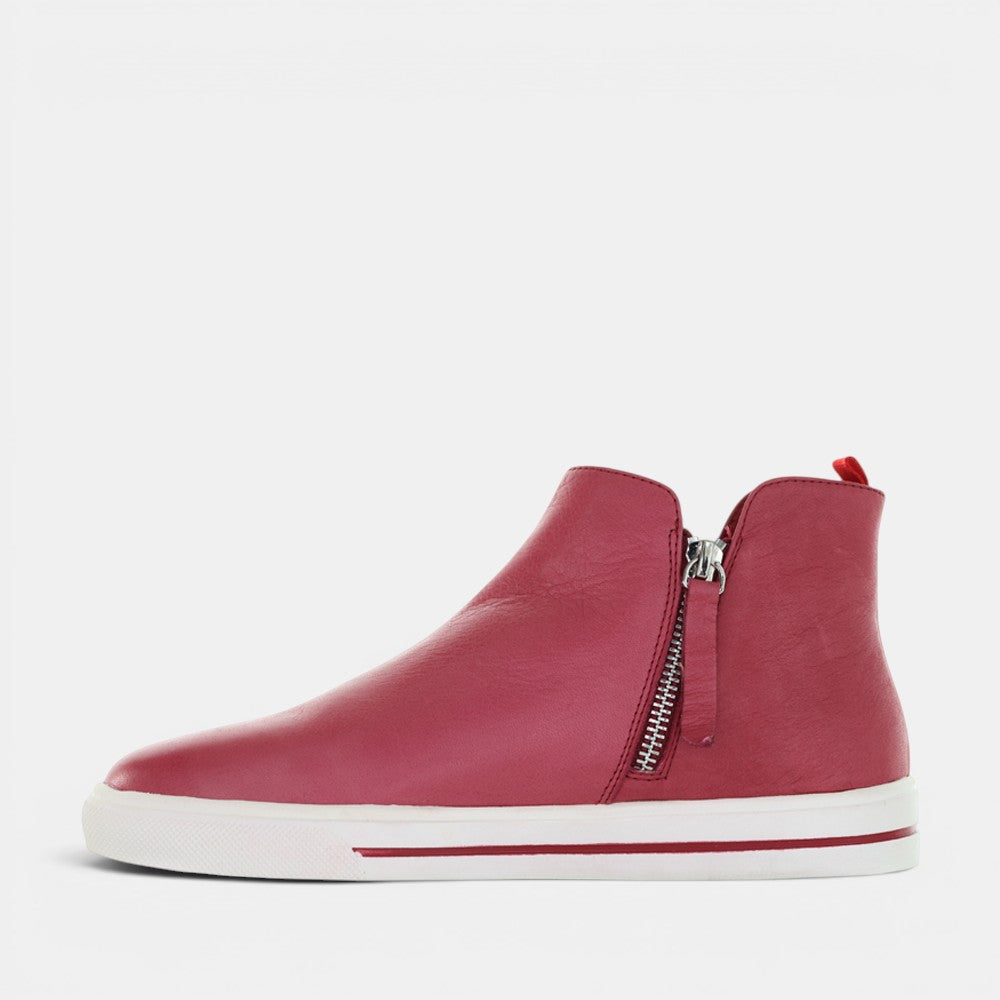 LE SANSA INTRO BORDO boots, featuring a stylish design with durable leather and a comfortable fit, shown in the image.