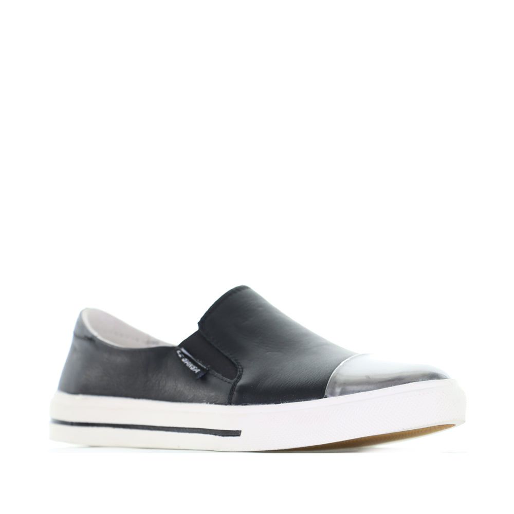 LE SANSA IVANA BLACK Women Loafers - Zeke Collection NZ