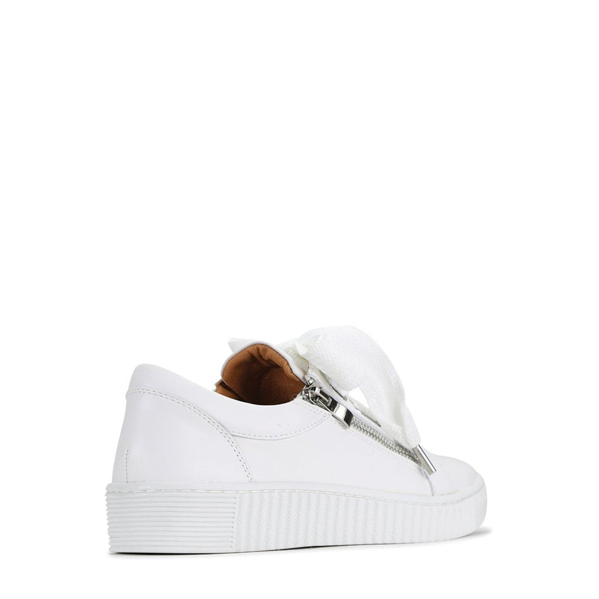 Eos Jovi White sneakers featuring a classic design with white uppers and casual style, perfect for everyday wear.