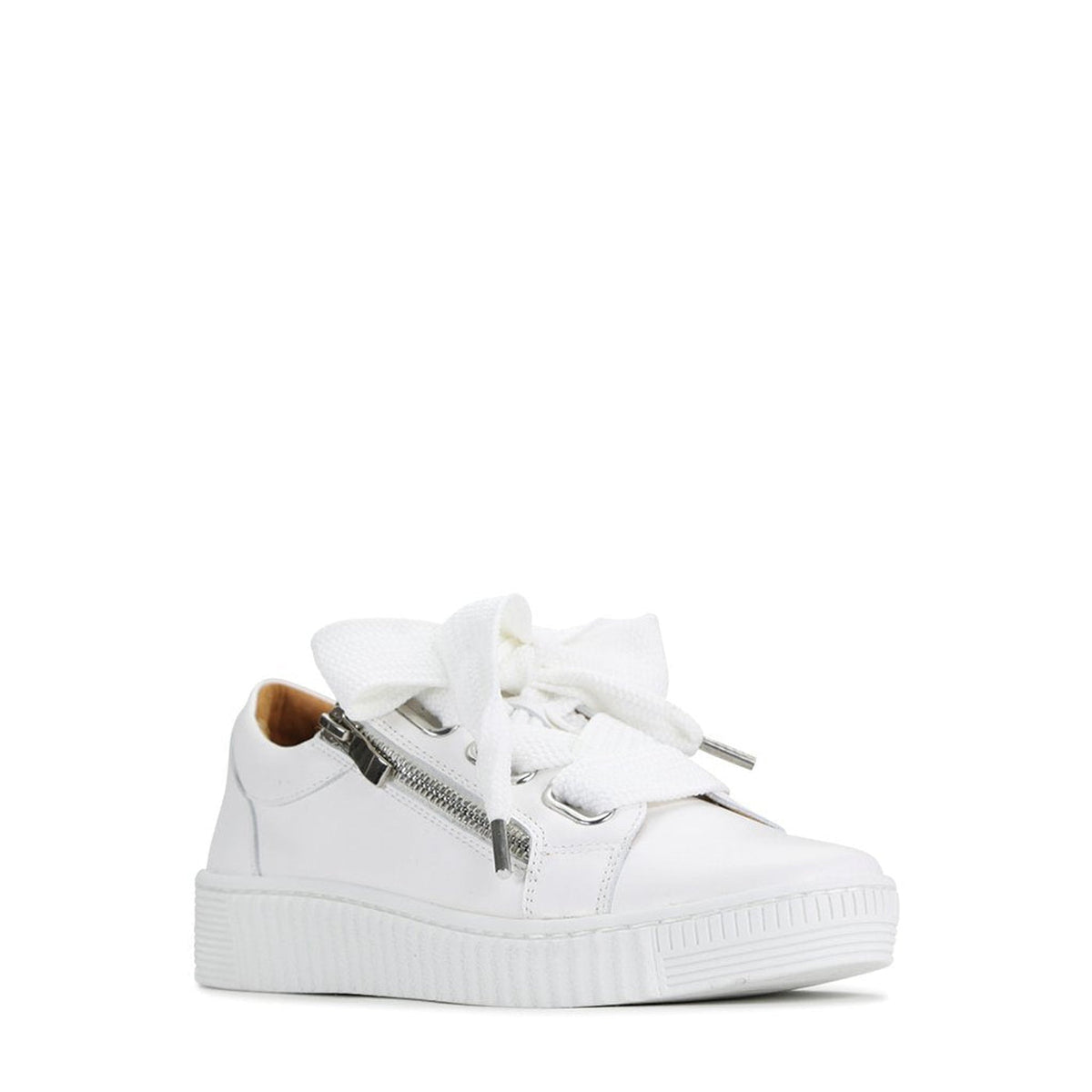 Eos Jovi White sneakers with classic design and white leather upper, featuring lace-up closure and stylish casual footwear.