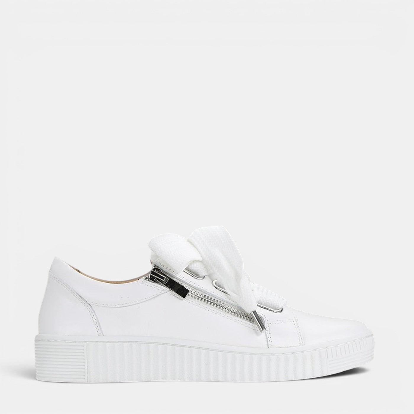 EOS JOVI white sneakers featuring a classic design, white leather upper, and casual lacing for everyday wear.