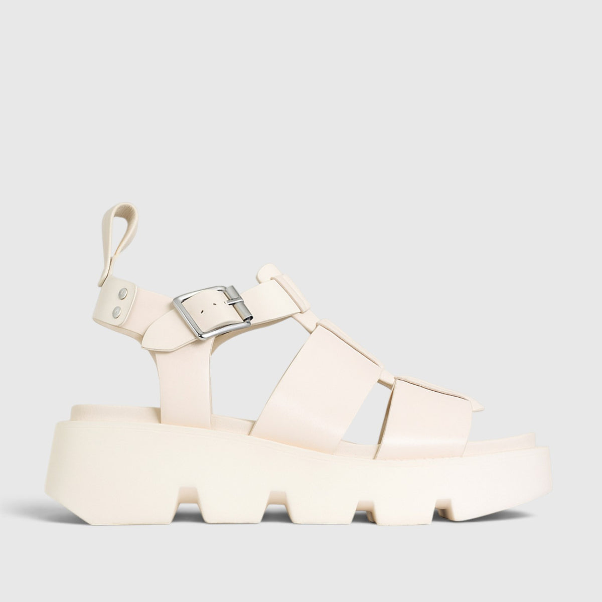 EOS Kailan Bone sandals featuring open-toe design with sleek straps and comfortable sole, perfect for casual wear.