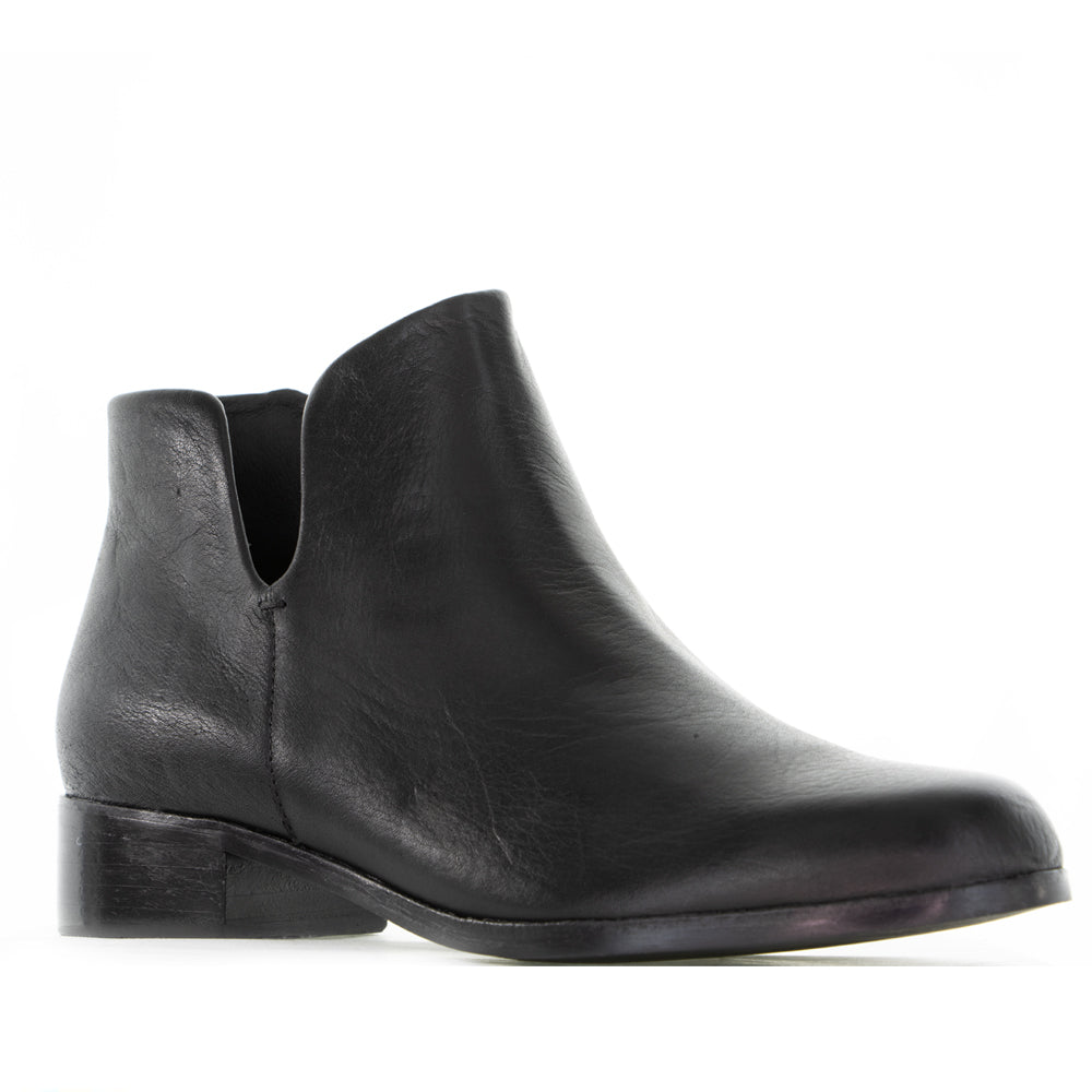 LE SANSA MARA BLACK Women Boots - Zeke Collection NZ