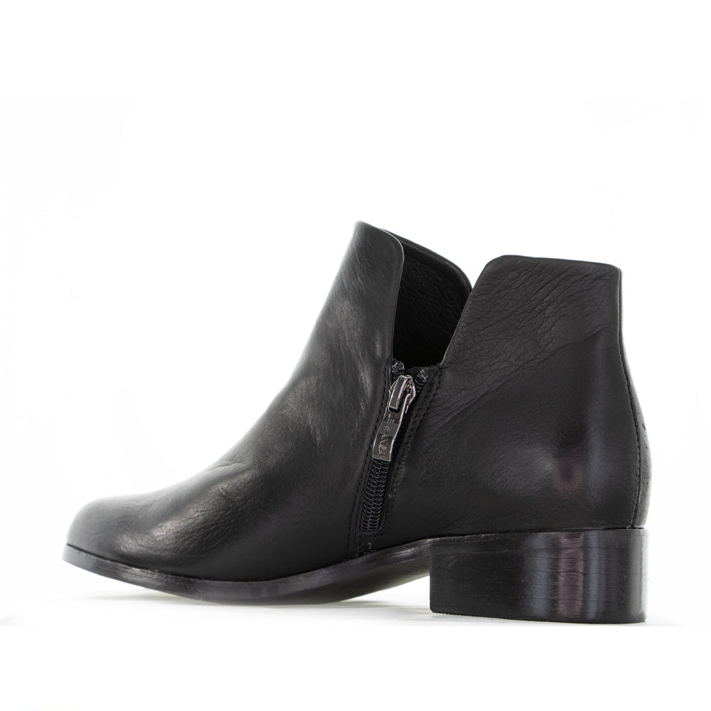 LE SANSA MARA BLACK Women Boots - Zeke Collection NZ
