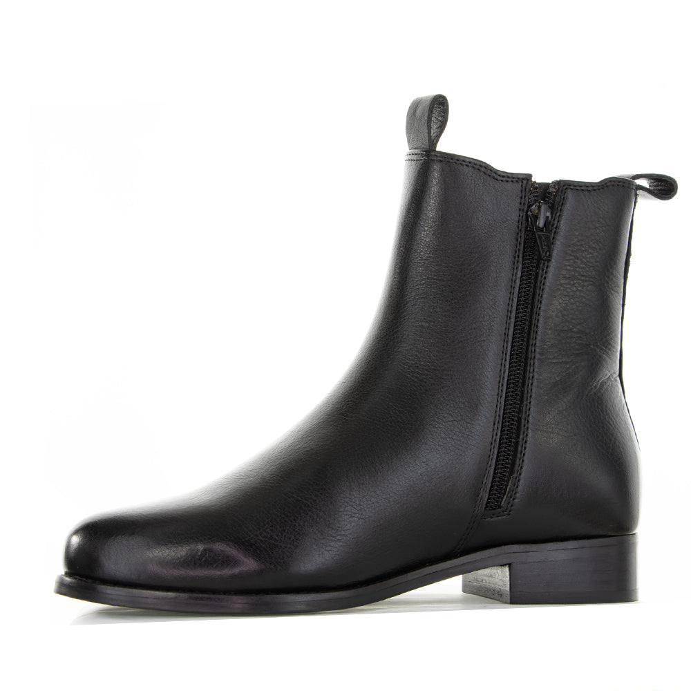 LESANSA MISTER BLACK Women Boots - Zeke Collection NZ