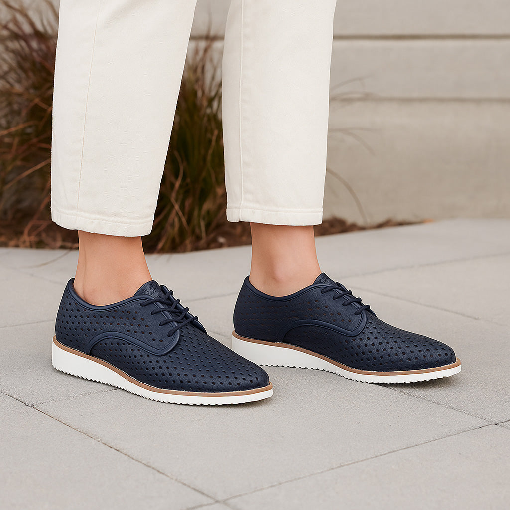 CC RESORTS MONA NAVY Women Sneakers - Zeke Collection NZ