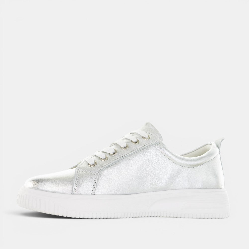 Silver NAKED ARCHES NELLY sneakers with sleek design, featuring laces and a modern silhouette.