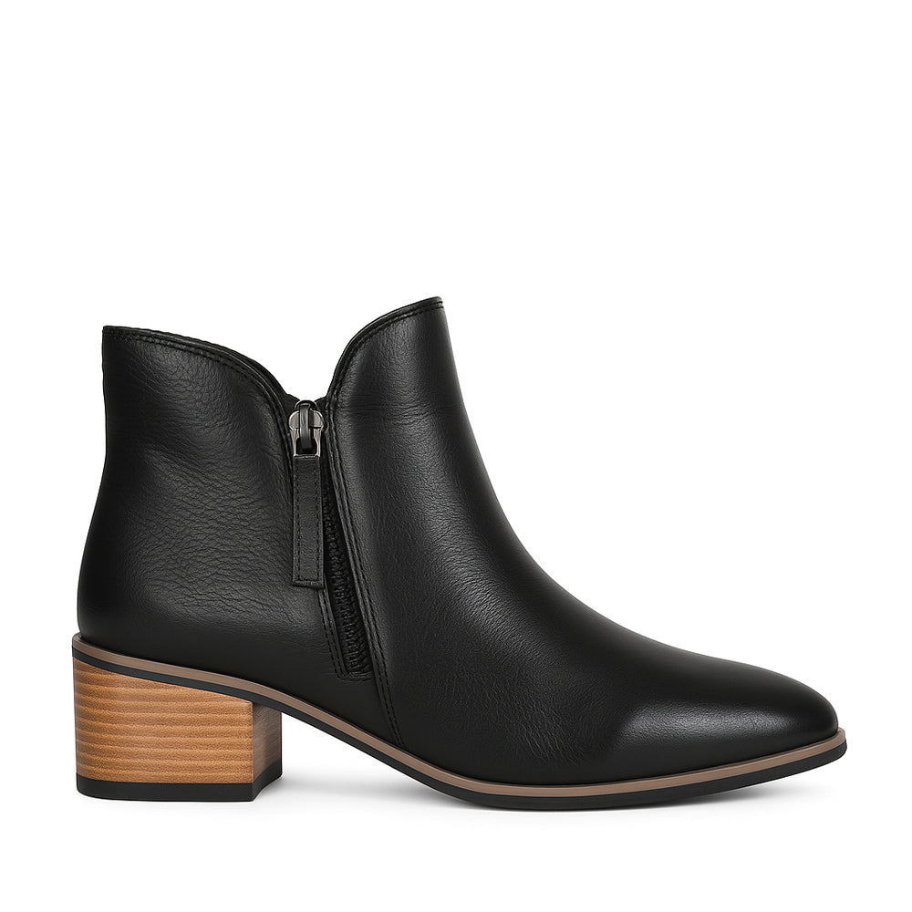 LE SANSA OXLEY BLACK Women Boots - Zeke Collection NZ