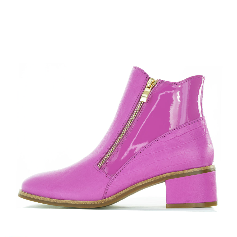 LE SANSA REFINE HOT PINK Women Boots - Zeke Collection NZ