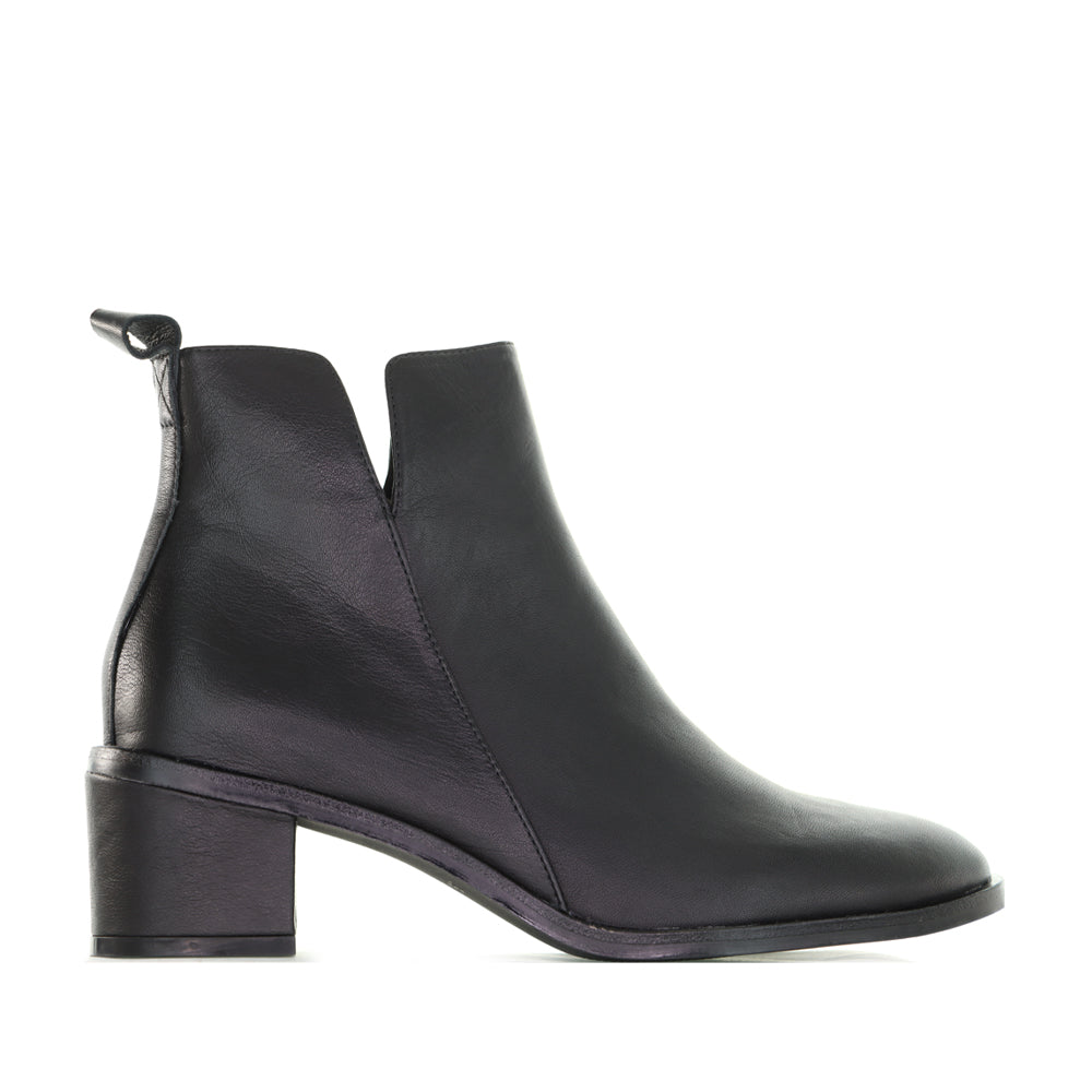 LE SANSA RONALD BLACK Women Boots - Zeke Collection NZ