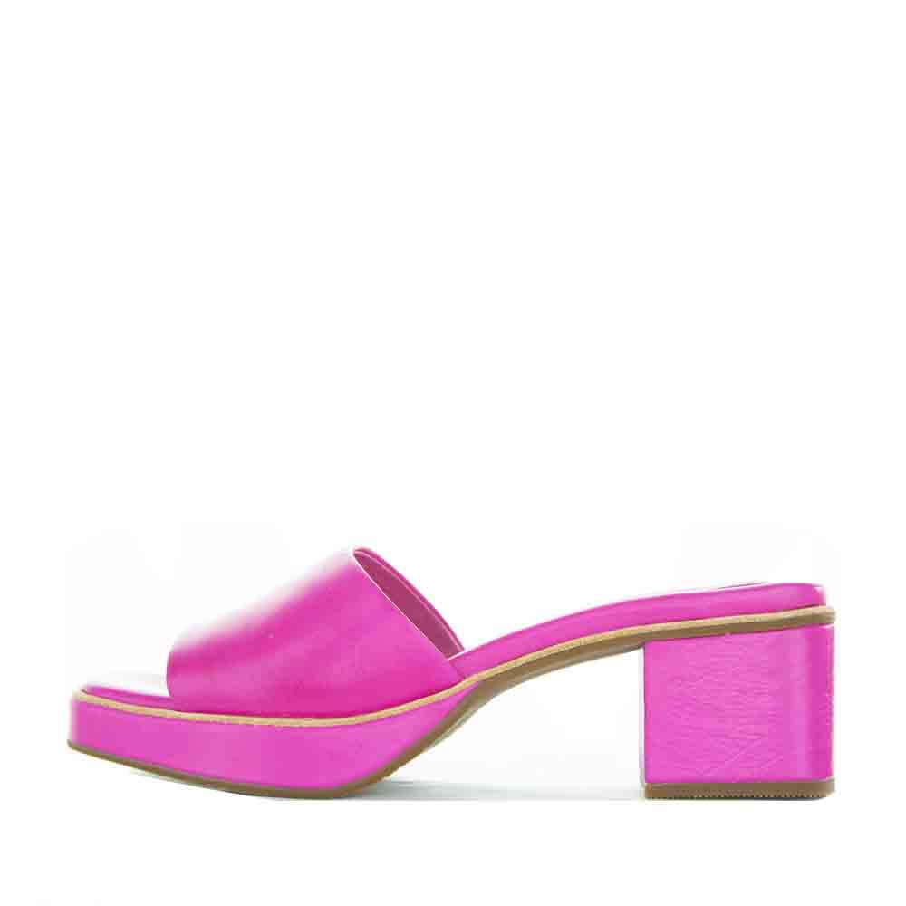 Le Sansa Rosemary Pink slip-on shoes with vibrant hot pink color and comfortable design, ideal for casual wear.
