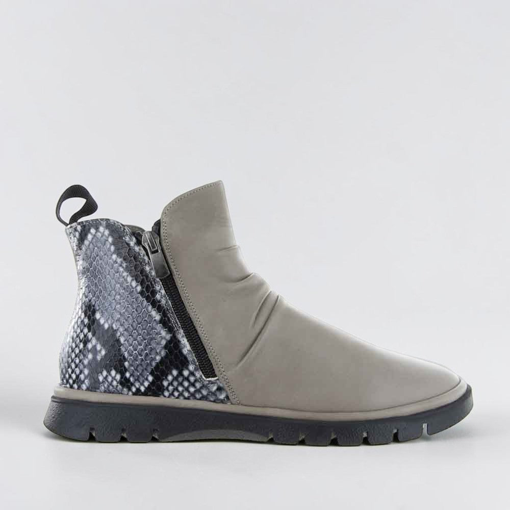 Le Sansa Lesansa Rubel taupe boots with round toe and low block heel, stylish mid-calf design in soft taupe leather.