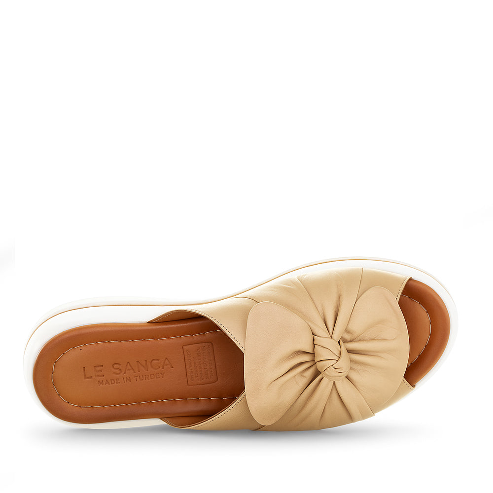 LE SANSA SALSA CAMEO / TAN Women Slip-ons - Zeke Collection NZ