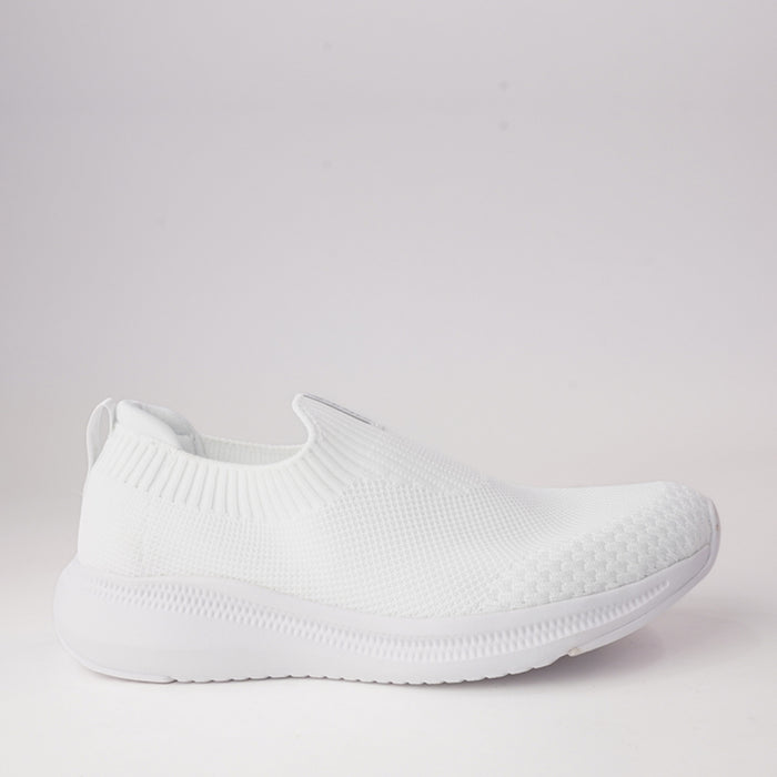 CABELLO Stride Snow sneakers in white and gray with snow-inspired design, casual athletic footwear for winter weather.