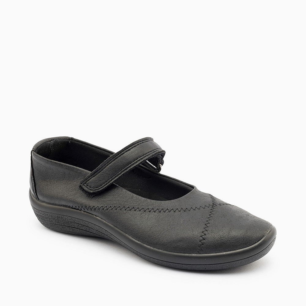 Black Arcopedico Triglav Mary Jane shoes with rounded toe and comfortable strap, designed for stylish and supportive footwear.