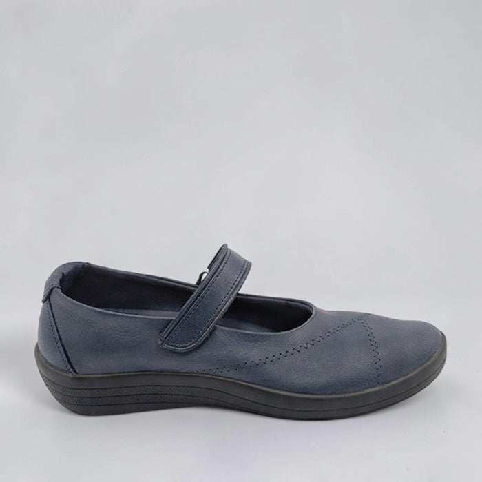 Arcopedico Triglav navy Mary Jane shoes featuring a rounded toe and adjustable strap, showcasing comfortable, stylish footwear.