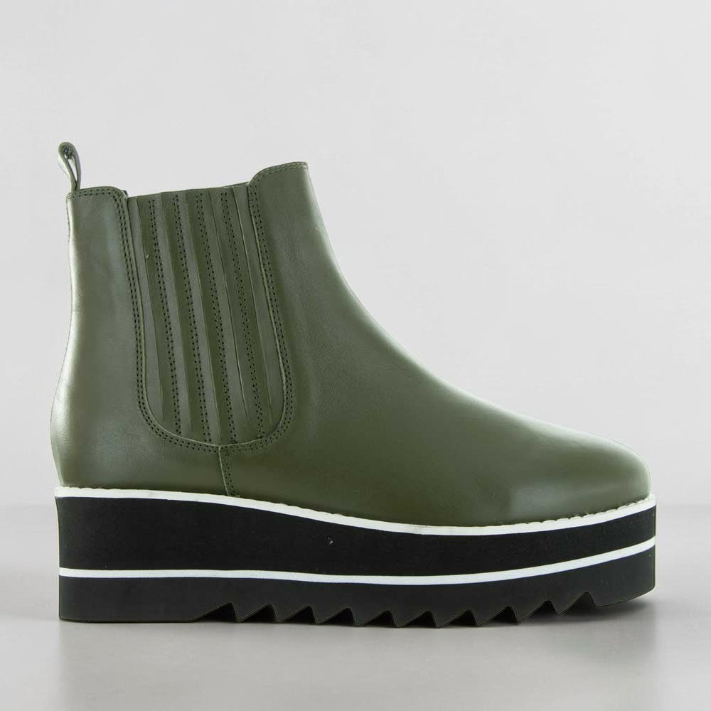 LE SANSA Trinity Olive boots featuring ankle-high design, leather material, and stylish lace-up front for casual wear.