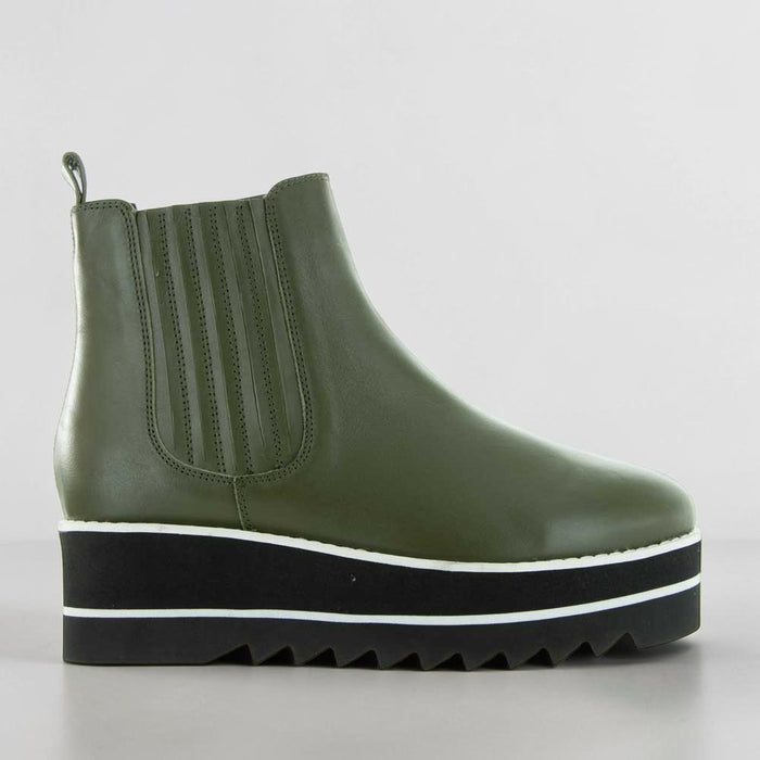 Le Sansa Trinity Olive boots showcasing stylish olive green leather with ankle height and sleek design.
