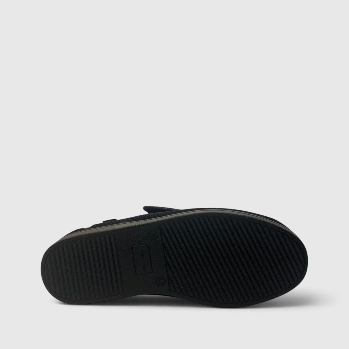 CELIA RUIZ WALLABY BLACK