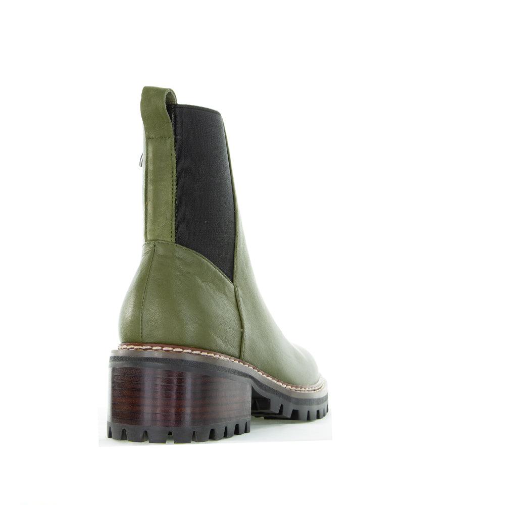 Le Sansa Zina Olive boots with stylish design, featuring olive green color and sleek silhouette.
