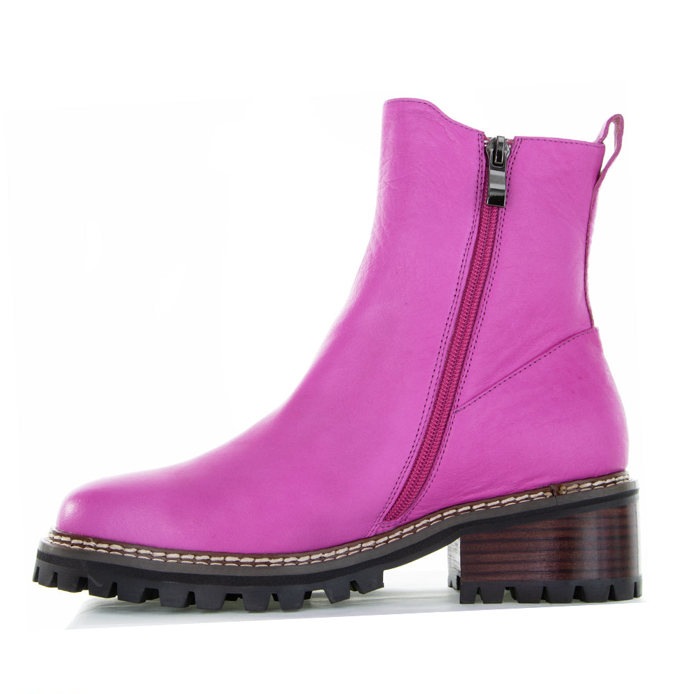 Le Sansa Lesansa Zina Hot Pink boots with sleek design and vibrant color, shown in a close-up front view.