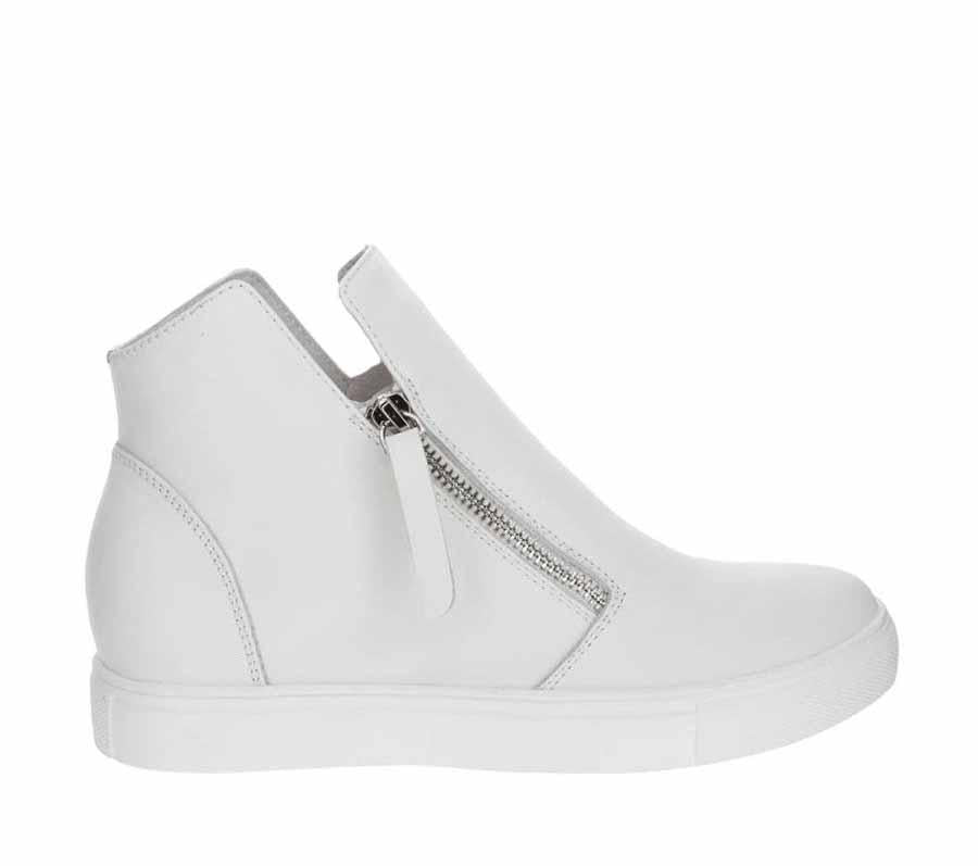 STUNNER WHITE Women Boots - Zeke Collection