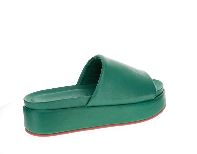 Le Sansa Ashu jade green casual shoes with a sleek design and comfortable fit, perfect for everyday wear.