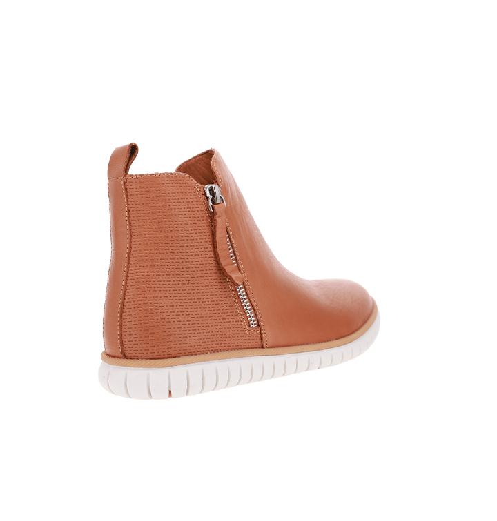 LESANSA ITALY TAN - Zeke Collection