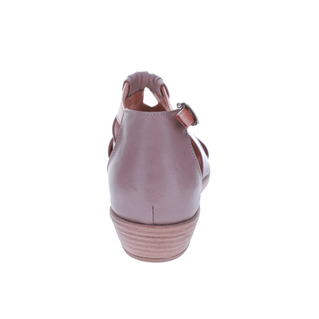 Le Sansa Lesansa Digby Tan sandals featuring open-toe design and ankle straps, perfect for casual summer wear.