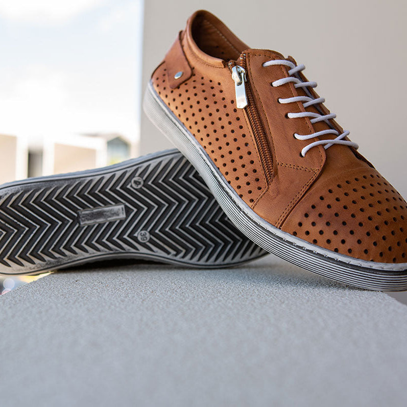 CABELLO EG17 Tan - Zeke Collection