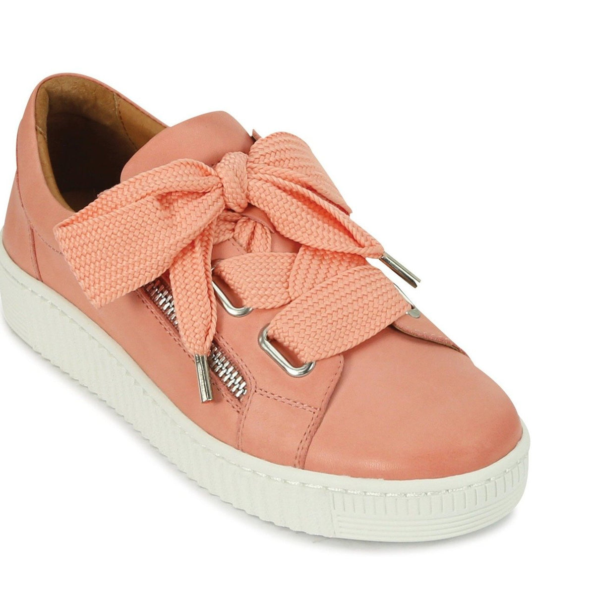 Eos Jovi Coral sneakers with vibrant coral color, stylish design, and comfortable fit for casual wear.