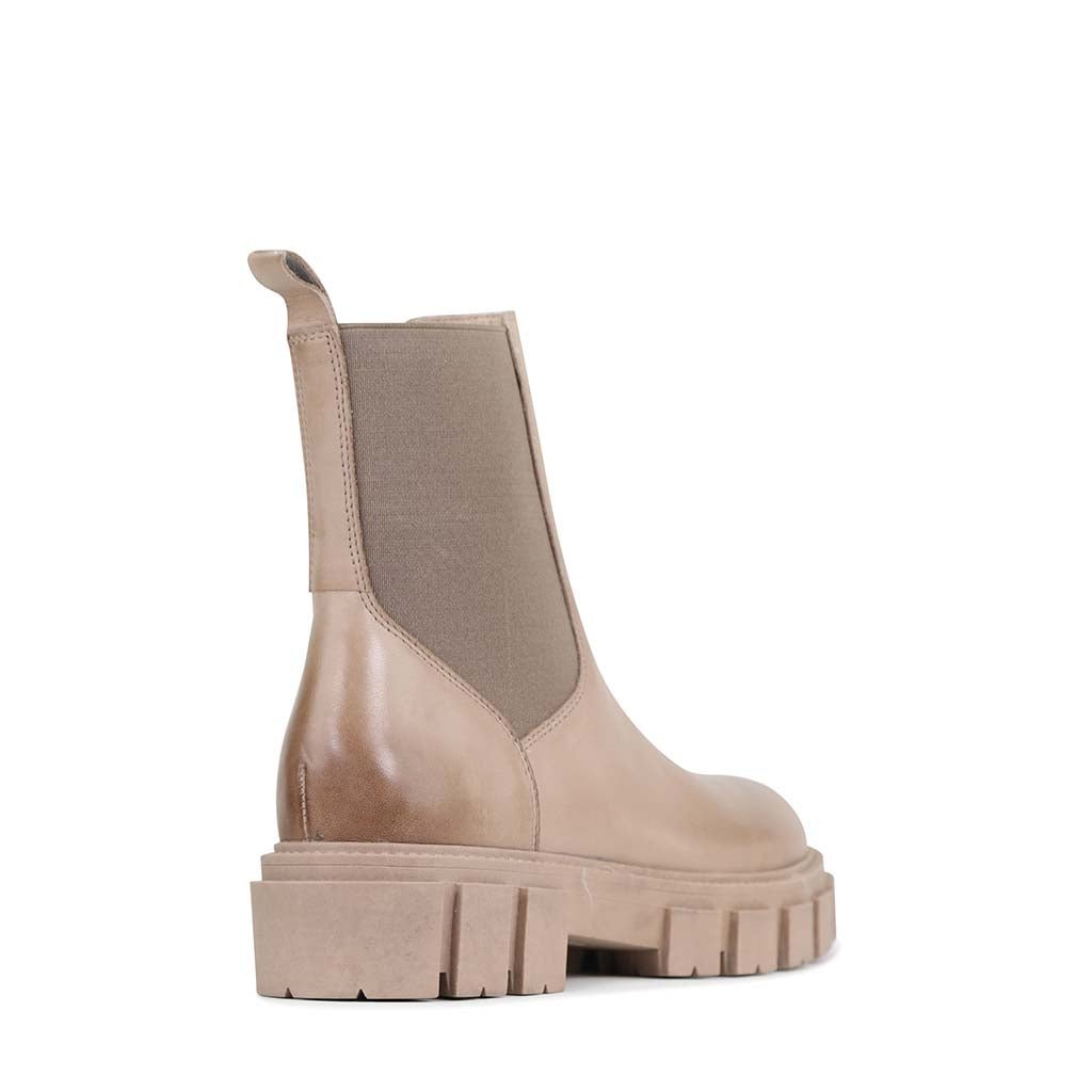 EOS FEAT TAUPE - Zeke Collection