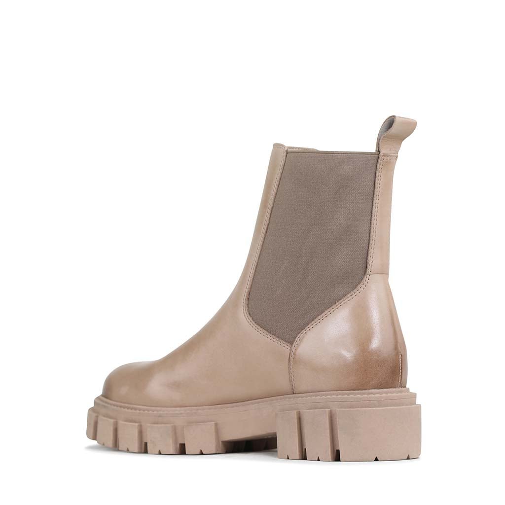 EOS FEAT TAUPE - Zeke Collection