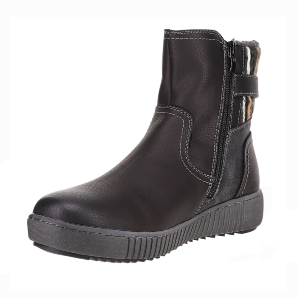CC Resorts Garrett black boots featuring southwestern design with a sleek leather finish and stylish stitching details.