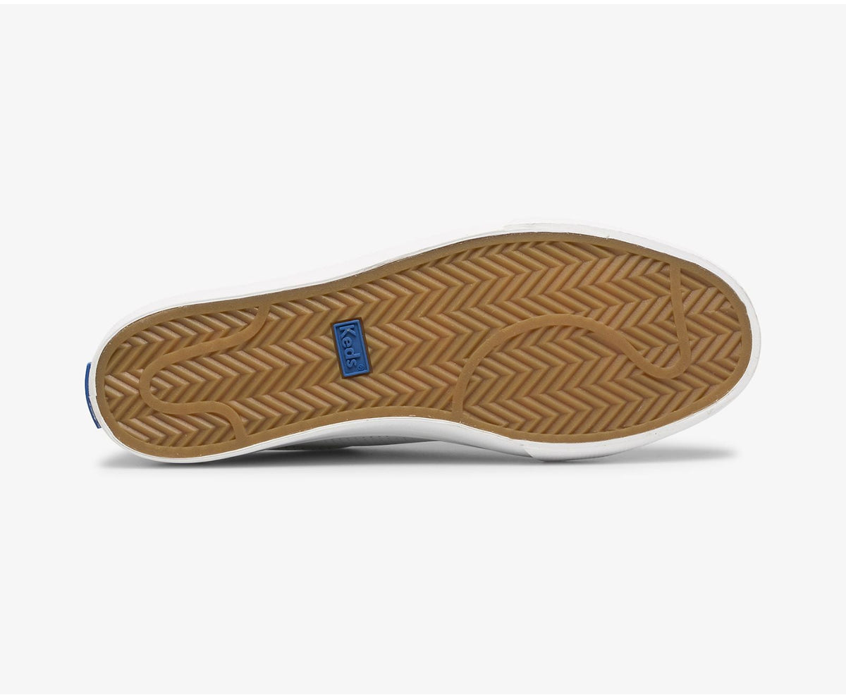 KEDS Jump Kick Perff white gold sneakers with white and gold accents, stylish casual footwear for everyday wear.